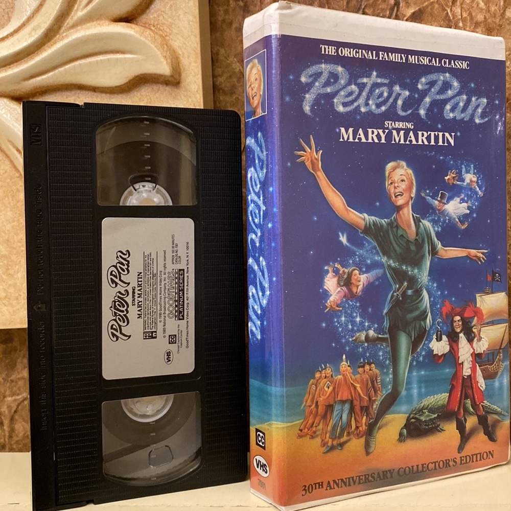 VHS PETER PAN starring Mary Martin, original family musical, collectors edition